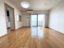 【東京都/江戸川区西一之江】ローヤルシティ一之江 居室・リビング