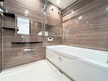 【東京都/世田谷区野沢】ハウス・ソラーナブロックA 24時間換気、浴室換気乾燥暖房機能付きです。