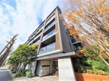 【東京都/目黒区東が丘】クリオ駒沢公園 東急バス　バス停「東根小学校」まで徒歩1分（約2ｍ）