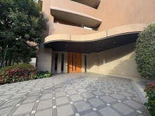 【東京都/江東区東雲】ビー・シティキャナルウィング キャナルウィングのエントランス