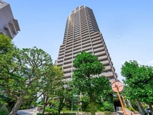 【東京都/江東区豊洲】キャナルワーフタワーズEAST 緑が豊富なマンション敷地内です