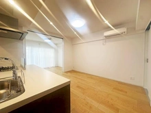 【神奈川県/川崎市川崎区下並木】ルミネ川崎下並木 ＜リビングダイニング＞会話の弾むカウンターキッチン採用！