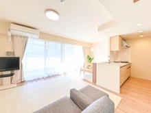 【神奈川県/横浜市鶴見区鶴見中央】オーベルグランディオ横浜鶴見ブリーズテラス 南西向きのお部屋。明るく開放的な空間です