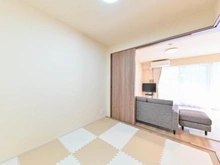 【神奈川県/横浜市鶴見区鶴見中央】オーベルグランディオ横浜鶴見ブリーズテラス 洋室３　引き戸でデットスペースが無くなります！