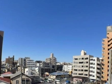 【神奈川県/横浜市鶴見区生麦】クリオ横浜生麦 【バルコニーからの眺望】南西向きにつき、陽当たり良好です！