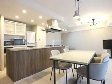 【神奈川県/横浜市鶴見区生麦】クリオ横濱生麦アーバンマークス LDKは広々約18.6帖！アイランドキッチンを採用していますので、開放感のあるお部屋です♪