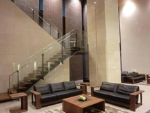 【神奈川県/横浜市鶴見区鶴見中央】ロイヤルタワー横濱鶴見 【エントランスロビー】お客様をお迎えする吹き抜きで開放感のあるエントランスです。