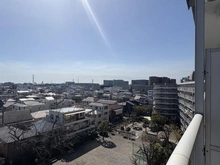 【神奈川県/川崎市幸区塚越】川崎セントラルコーポ バルコニー右側の南西側の眺望