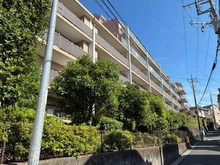 【神奈川県/横浜市鶴見区馬場】シティウインズ鶴見ファーストヒルズ 外観：WICや押し入れ、廊下収納など収納スペース豊富な間取り♪
