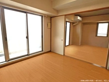 【神奈川県/川崎市幸区戸手】グラン・エステ川崎ツインタワー壱番館 ＜リビングダイニング＞　※画像は実際の写真に一部CG加工、修正したものです