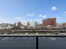 【神奈川県/川崎市幸区新小倉】クレストプライムレジデンスプロムナード七番街 前面は機械式駐車場ですが５階なら開けています