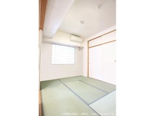 【神奈川県/横浜市鶴見区尻手】ヨコハマオールパークス　第二街区 ＜和室約6帖＞リビングダイニング隣の和室です。※実際の写真に一部修正・CG加工したものです。