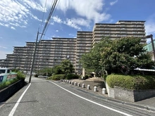 【大阪府/枚方市東中振】グリーンタウン香里ケ丘 外観