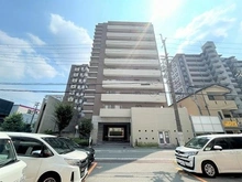 【大阪府/茨木市舟木町】クレアシティ茨木舟木町 マンションの外観です♪