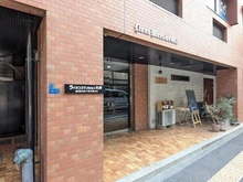 【東京都/品川区大井】ライオンズマンション大井 落ち着いたレンガ調のエントランスが印象的なマンションです。