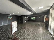 【大阪府/豊中市上野東】シーアイマンション豊中上野 タイル張りのエントランスホール