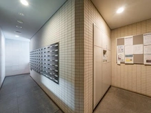 【東京都/西東京市中町】グランドメゾン東伏見 メールコーナー・宅配ロッカー