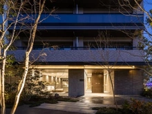【東京都/練馬区東大泉】プラネスーペリア石神井公園 エントランス夜景