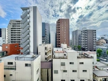 【東京都/台東区寿】グリーンキャピタル浅草 南側の眺望です。前面の建物との距離があり、開放感があります。