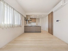 【東京都/荒川区東日暮里】アトラス日暮里マスターコート 12.9畳の2面採光で陽当たり良好なLDK