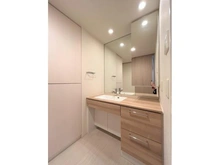 【東京都/八王子市八日町】ルネ八王子トレーシア 洗面化粧台は、シャワータイプの混合水栓