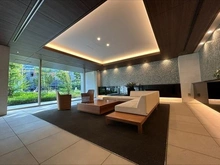 【大阪府/堺市北区金岡町】なかもずオールズ・ウィズコート ホテルライクな高級感あふれるエントランスロビー