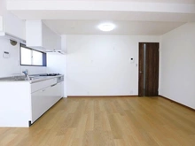 【東京都/大田区南馬込】シャンボール南馬込 来訪者を目視で確認できる、モニタ付インターホンを設置。荷物の受取も安心です