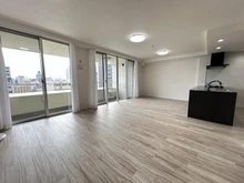 【愛知県/名古屋市東区代官町】D’グランセ代官町 約23.1帖LDK　ベランダに面しているため明るいです！