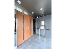 【愛知県/名古屋市北区上飯田南町】プレミスト上飯田 エントランスに防犯カメラなどセキュリティ面にも配慮