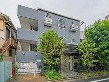 【東京都/新宿区市谷仲之町】ダイナシティ市谷仲之町 外観：閑静な住宅街に佇むレジデンス