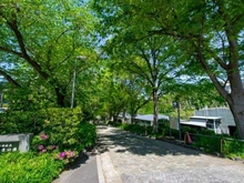 【東京都/新宿区四谷坂町】シティハウス四谷坂町  外堀公園（現地より約550m）