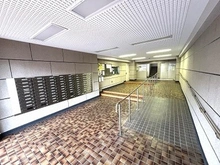 【東京都/板橋区蓮根】蓮根サンパワー スロープが有り、バリアフリーに配慮