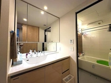 【京都府/京都市下京区七条御所ノ内中町】シエリア京都西大路 洗面台・洗面所