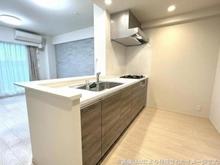 【京都府/京都市山科区椥辻西浦町】プレミスト山科椥辻ザ・テラス キッチン