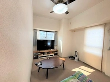 【京都府/京都市下京区中堂寺坊城町】シンフォニーリサーチパークEast リビングは南・西の二面採光