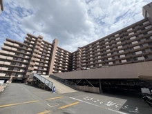 【京都府/京都市右京区西京極中沢町】サンシティ西京極2番館 外観：総戸数494戸のビッグレジデンス