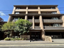 【京都府/京都市中京区麩屋町通二条上る】ファインフラッツ京都御苑 外観：麩屋町通りに面す