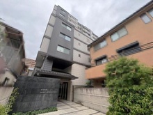 【京都府/京都市中京区油小路通三条下る】アベニール三条油小路 外観：現地外観写真