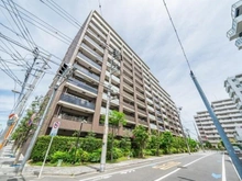 【東京都/江東区亀戸】シャリエ亀戸リーディングイースト 外観：街並みに溶け込む落ち着いた色調の外観