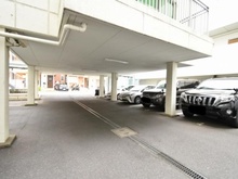 【東京都/江東区大島】トーカンマンション大島C棟 出し入れが楽な平置き駐車場