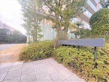 【兵庫県/尼崎市東園田町】プレージアブラン東園田 敷地エントランス前