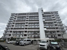 【兵庫県/伊丹市東有岡】コープ野村第壱伊丹B 外観：１９８１年築１１階建て　本物件エレベータ停まります！