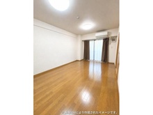 【兵庫県/尼崎市杭瀬南新町】ユニハイム尼崎グリンシア リビング