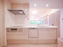 【千葉県/千葉市中央区千葉港】ブラウシア 