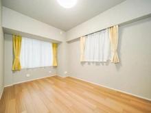 【千葉県/千葉市美浜区真砂】ヴェレーナシティパレ・ド・マリナージュ ①