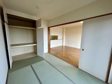 【千葉県/習志野市東習志野】ユトリシア弐番街 和室（約６畳）