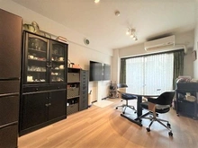 【東京都/東村山市美住町】ライネスハイム久米川 外観：約8.3帖のリビング部分