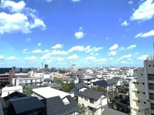 【埼玉県/さいたま市浦和区北浦和】藤和シティホームズ北浦和駅前通り 『南東・南西角部屋』につき『陽当り・眺望・通風良好』『スカイツリー』が望めます（天候によります）