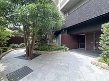 【埼玉県/さいたま市浦和区岸町】ザ・パークハウス浦和岸町 エントランス