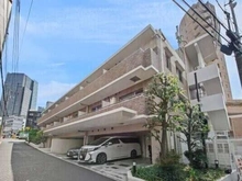 【東京都/港区六本木】パークホームズ六本木乃木坂アーバンレジデンス 東京メトロ千代田線や日比谷線、都営大江戸線など、3駅5路線利用可能。利便性に恵まれたエリアです。